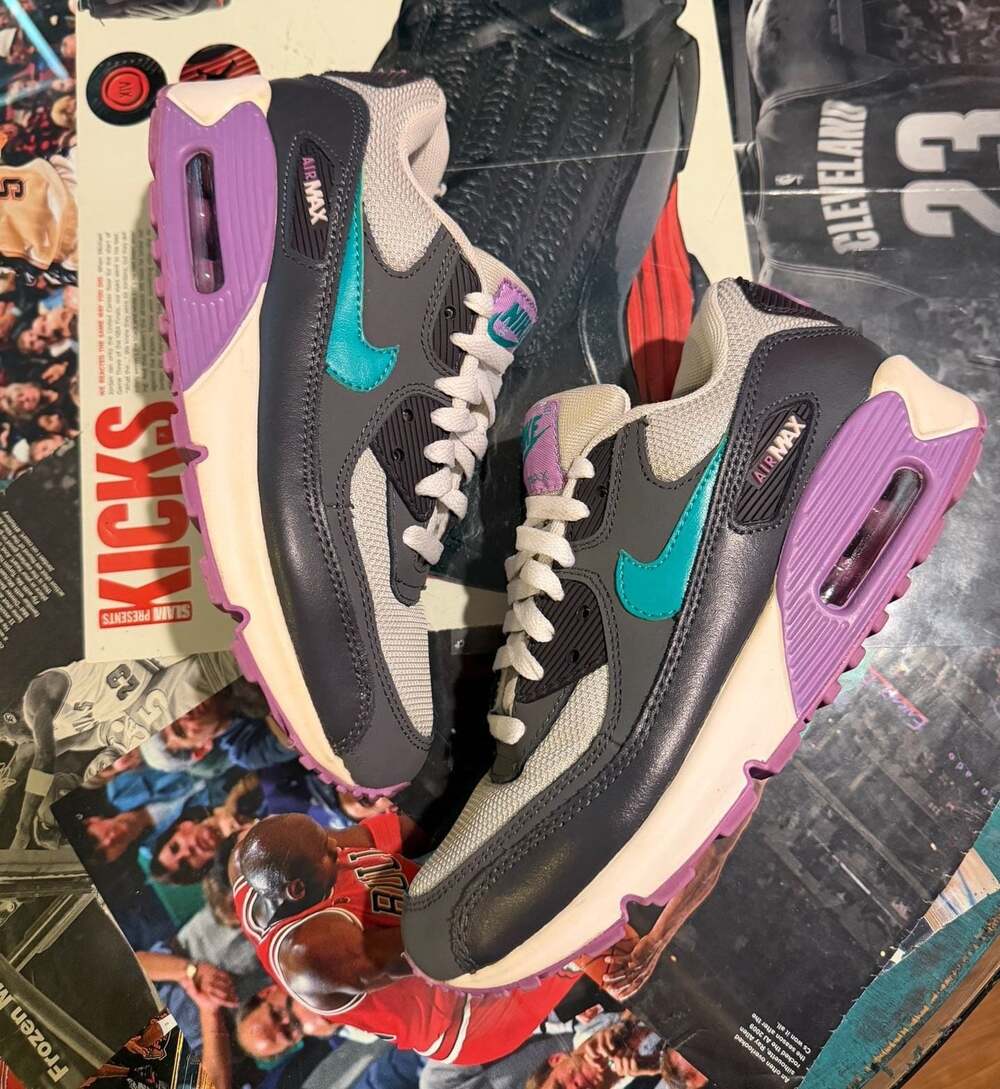 Nike Air Max 90 PRM Women’s 8 Sneakers White Cave Purple Smoke